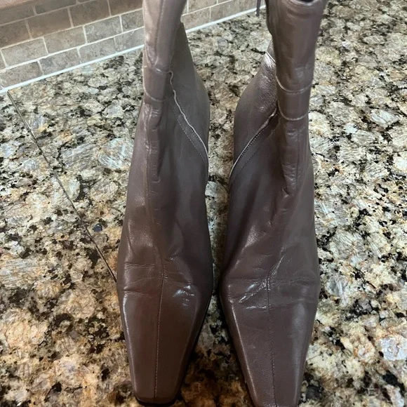 Enzo Angiolini Brown Heeled Boots 7 - Picture 2 of 7
